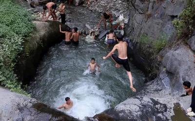 srinagar again records hottest july day at 35 7 degree celsius