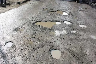 baramulla residents demand road repair at sangrama flyover construction site