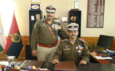 r r swain takes over as new j amp k police chief
