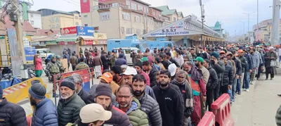 kashmiris expect pm modi to bring gifts of peace and progress