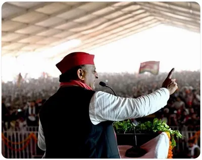 akhilesh yadav to focus on non yadav obcs for 2027 polls