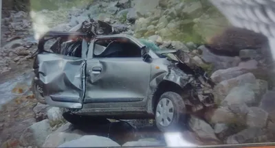 casualties feared as vehicle falls into gorge in daksum anantnag