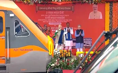 pm modi inaugurates revamped ayodhya dham railway station  flags off new trains