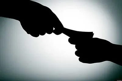 fair price shop dealer arrested in kulgam for accepting bribe