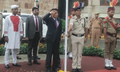 chief justice hoists national flag at high court srinagar