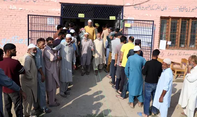 lal chowk constituency records 30 44 pc turnout  voters seek change  progress