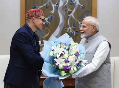 j k cm omar abdullah meets pm modi in delhi