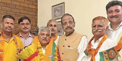 close associate of farooq abdullah joined our party  bjp leaders