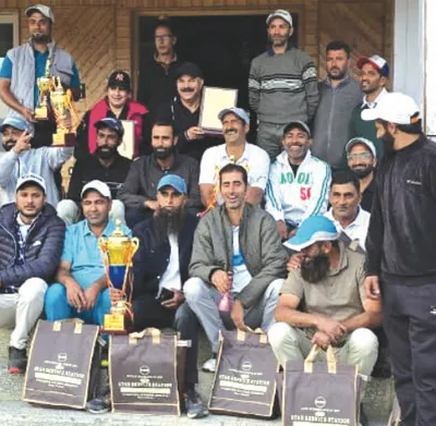 caddies golf tournament held at pahalgam