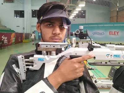 indian shooters anish  maheshwari  vijayveer miss out on finals