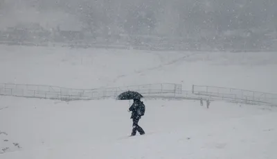chillai khurd kicks off   j k  ladakh brace for snowfall
