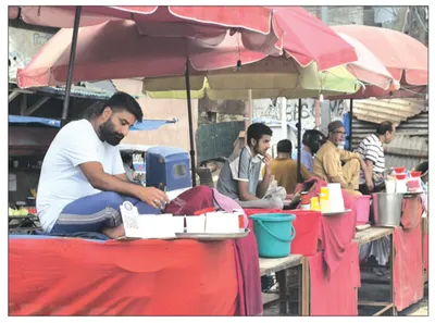 beating the heat  despite modernity  traditional matka kulfi still in demand