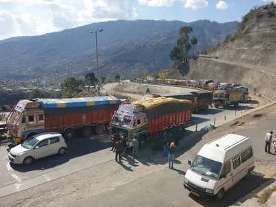 traffic to remain suspended on jammu srinagar highway tomorrow night for repair work