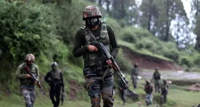 army foils infiltration bid along loc in j k s baramulla