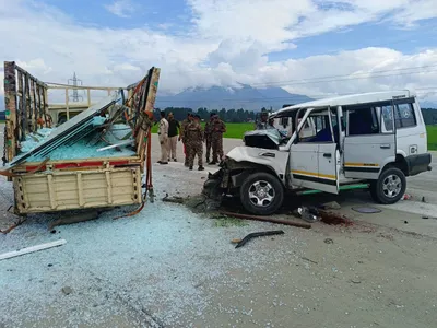 nine people injured after two vehicles collide near air strip in south kashmir’s anantnag