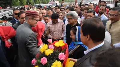 cm omar makes maiden visit to civil secretariat jammu  gets rousing welcome