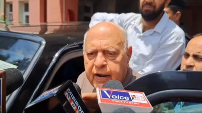  pakistan government wanting peaceful atmosphere with us  let s open door to them   farooq abdullah