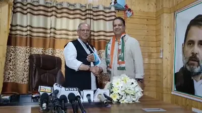 former pdp chief spokesperson suhail bukhari joins congress