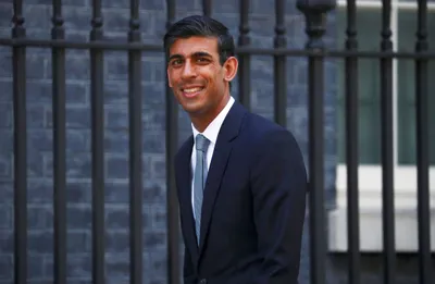 uk pm sunak  akshata murty host mumbai slum kids at 10 downing street