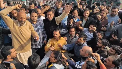 mp er rashid leads protest in srinagar over restoration of darbar move