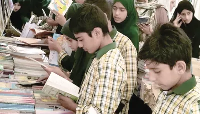 gms onagam arranges student visit to chinar book fair