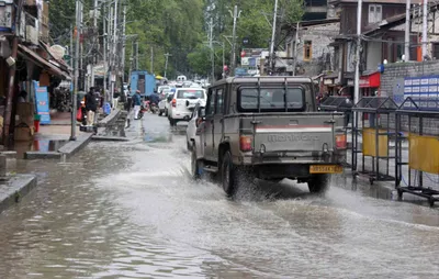 rains disrupt normal life in srinagar