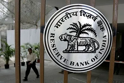 rbi cancels licenses of 2 nbfcs for breach of rules