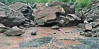 landslide affects movement of vehicles on kotranka khawas road