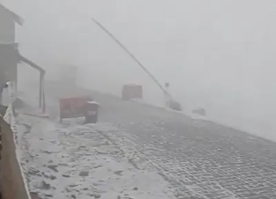 razdan pass in north kashmir receives fresh snowfall