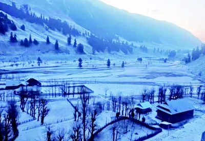light snowfall in high altitude areas of kishtwar