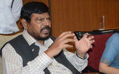 j k assembly polls  ramdas athawale s rpi a  likely to contest 16 17 seats  support bjp in remaining