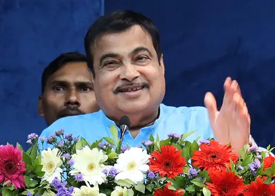 govt aims to eliminate diesel  petrol vehicles in india by 2034  nitin gadkari