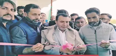 farooq shah inaugurates library at kunzer