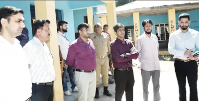 general observer  deo rajouri inspect polling stations near loc