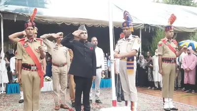 smc commissioner hoists national flag on the occasion of 78th independence day