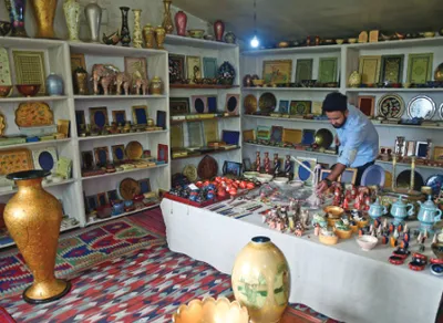 handicrafts of kashmir  a beauty par excellence 