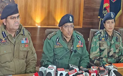 crackdown against illegally settled rohingyas  facilitators   over 40 detained for questioning  over 10 firs registered  igp jammu