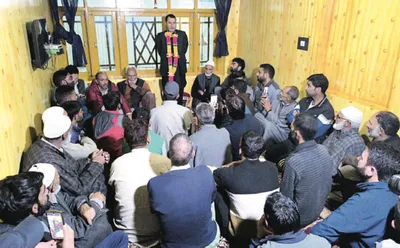 farooq shah holds road show in gulmarg constituency