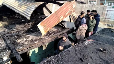 man charred to death  2 houses damaged in fire in pattan