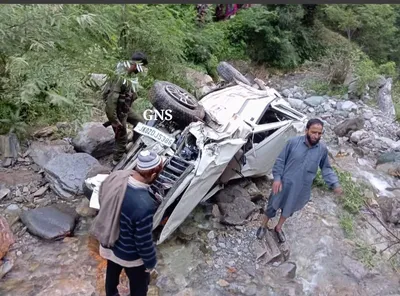 mother son duo killed  several injured in mughal road accident