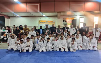 hundreds of students participate in 9th district rajouri karate championship