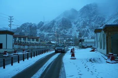 ssg road  others still blocked due to snow accumulation