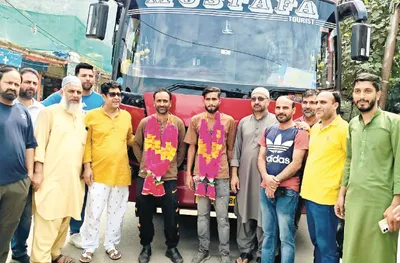 uri residents welcome bus service from srinagar to kaman post