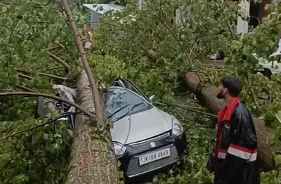 gusty winds damage house  vehicles in kulgam villages