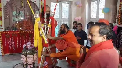 amarnath yatra  chari mubarak leaves for holy cave shrine from srinagar