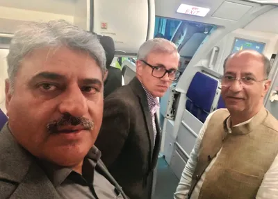 cm travels in economy class