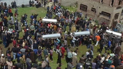 kashmir’s business community mourns jhelum boat tragedy