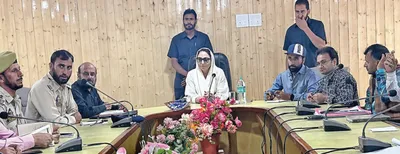 dr andrabi chairs meeting in gurez