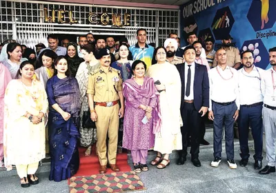 farewell accorded to dgp  chairperson pwwa in srinagar