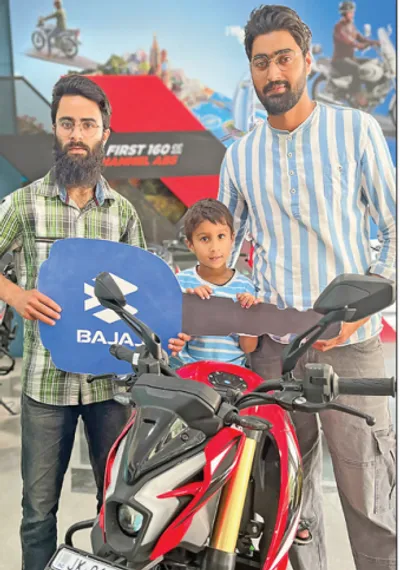 bajaj pulsar ns 400z makes debut in kashmir